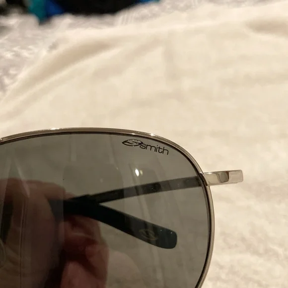 Smith Serpico aviator sunglasses 🖤😎 - Picture 5 of 6